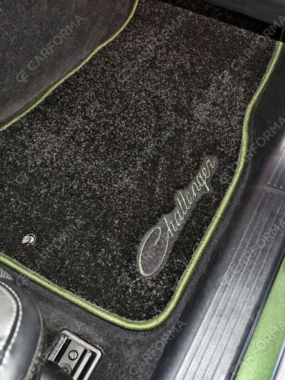 Коврики на Dodge Challenger III 2008&nbsp;-&nbsp;2023 в Иркутске