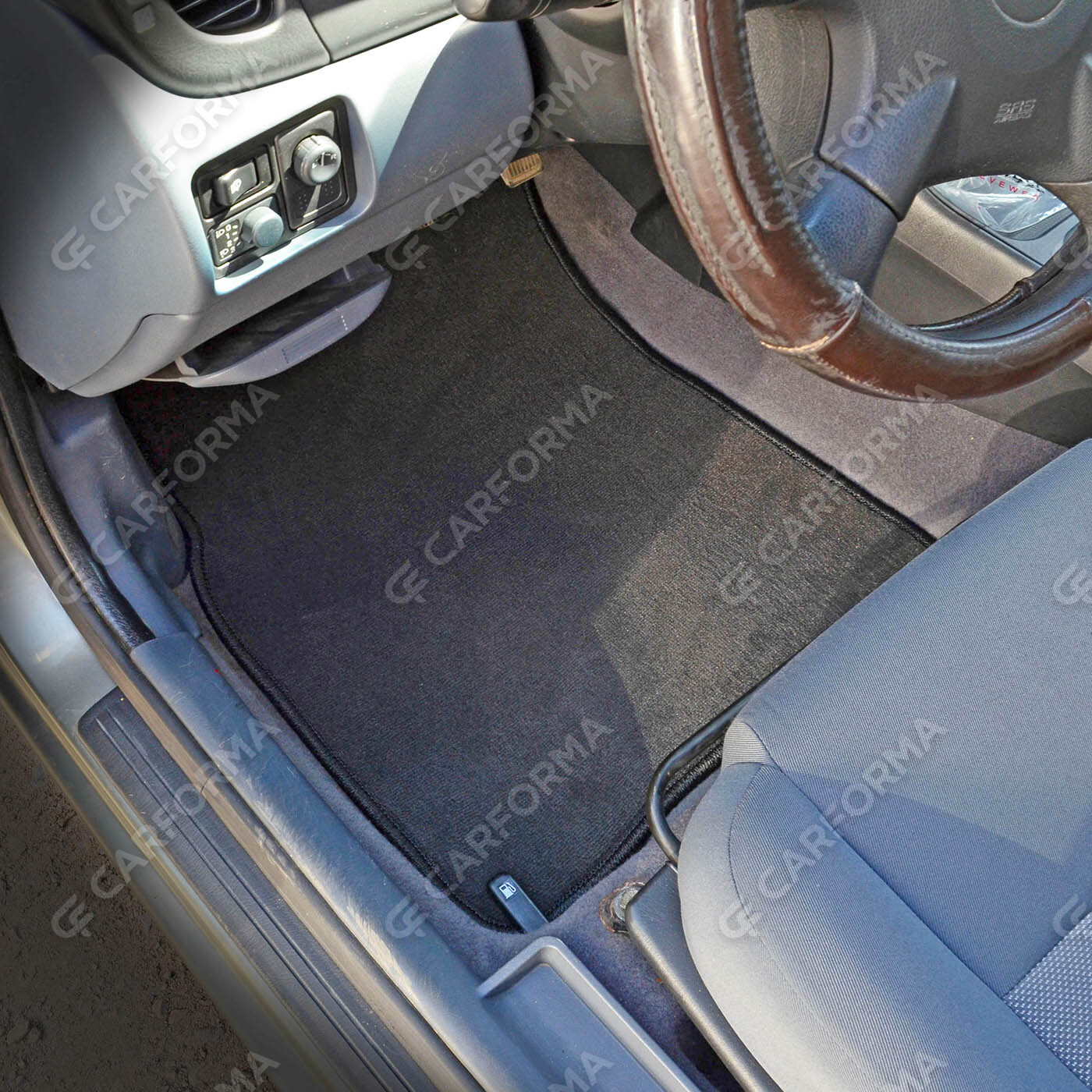 Ворсовые коврики на Nissan Almera 2 (N16) 2000&nbsp;-&nbsp;2006 в Иркутске