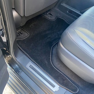 Ворсовые коврики на Lexus LX 600 и LX500d 2021 - 2025 в Иркутске