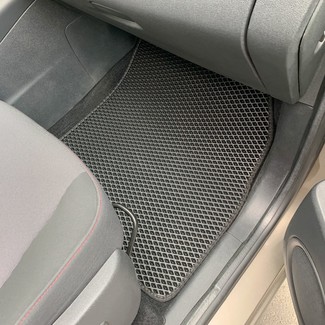 Коврики на Renault Scenic III 2009 - 2016 в Иркутске