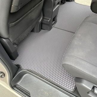 Коврики на Nissan Serena (C27) 2016 - 2022 в Иркутске