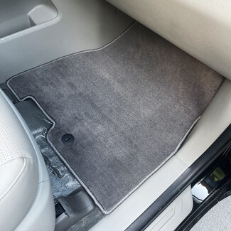 Коврики на KIA Carnival III 7 мест 2014 - 2021 в Иркутске Коврики на KIA Carnival III 7 мест 2014 - 2021 в Иркутске