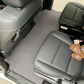 Коврики на Toyota Esquire (R80) 2014 - 2021 в Иркутске