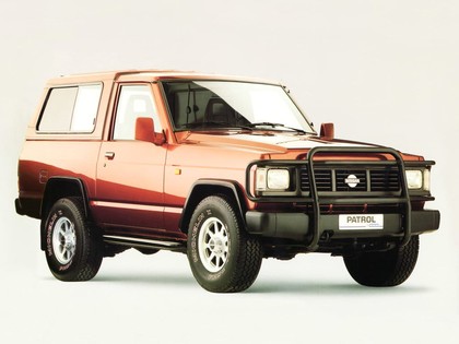 Коврики на Nissan Patrol (K260) 1986 - 1994 в Иркутске