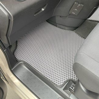 Коврики на Nissan Serena (C27) 2016 - 2022 в Иркутске