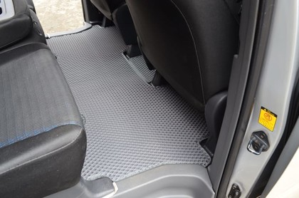 Коврики на Toyota Voxy (R70) 2007 - 2013 в Иркутске