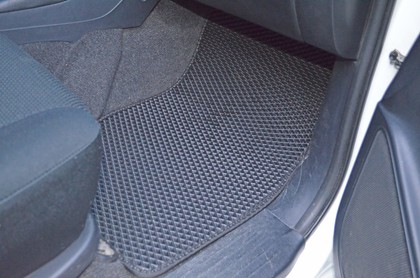 EVA коврики на Toyota Hilux VII 2008 - 2015 в Иркутске
