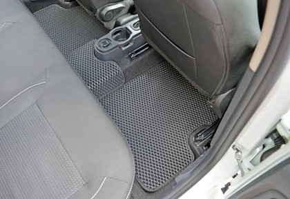 Коврики на Renault Duster I 2011 - 2021 в Иркутске