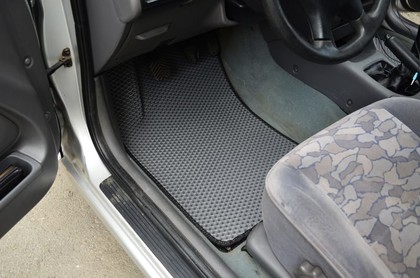 EVA коврики на Toyota Avensis I 1997 - 2002 в Иркутске