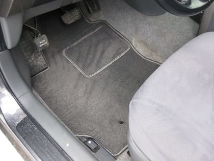 Ворсовые коврики на Toyota Prius (20) 2004 - 2009 в Иркутске