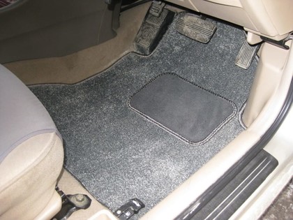 Ворсовые коврики на Nissan Bluebird Sylphy (G10) 2000 - 2006 в Иркутске