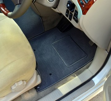 Коврики на Toyota Ipsum II 2001 - 2009 в Иркутске