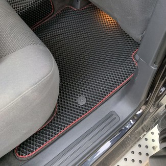 Коврики на Volkswagen Touareg I 2002 - 2010 в Иркутске