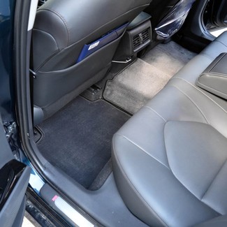 Ворсовые коврики на Toyota Camry (XV70) 2017 - 2024 в Иркутске