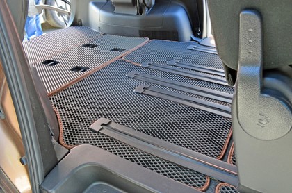 Коврики на Nissan Serena (C26) 2010 - 2016 в Иркутске