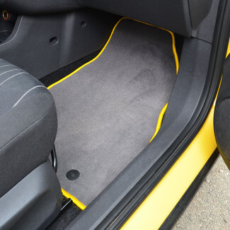 Ворсовые коврики на Opel Corsa D 2006 - 2014 в Иркутске Ворсовые коврики на Opel Corsa D 2006 - 2014 в Иркутске