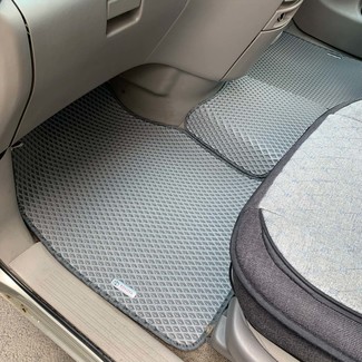Коврики на Toyota Estima II 2000 - 2005 в Иркутске