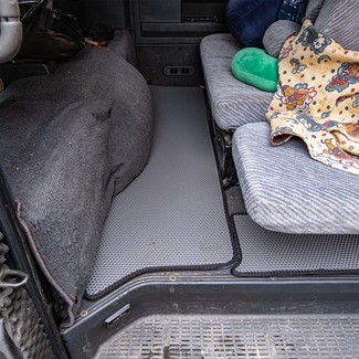 Ворсовые коврики на Mitsubishi Delica 3 1986 - 1999 в Иркутске