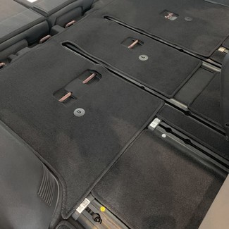 Ворсовые коврики на KIA Carnival IV 2020 - 2025 в Иркутске