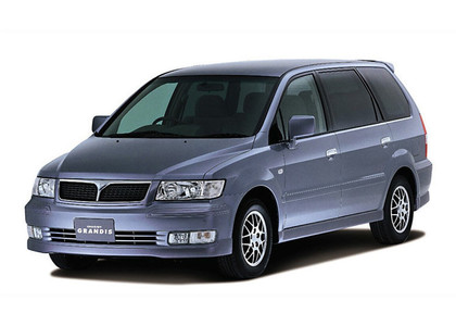 Коврики на Mitsubishi Chariot Grandis 1997 - 2003 в Иркутске