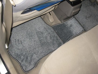 Ворсовые коврики на Nissan Bluebird Sylphy (G10) 2000 - 2006 в Иркутске