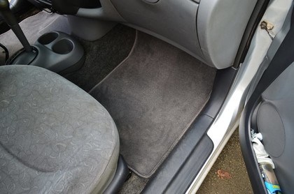 Коврики на Toyota Yaris I 1999 - 2005 в Иркутске