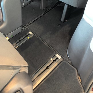 Ворсовые коврики на KIA Carnival IV 2020 - 2025 в Иркутске