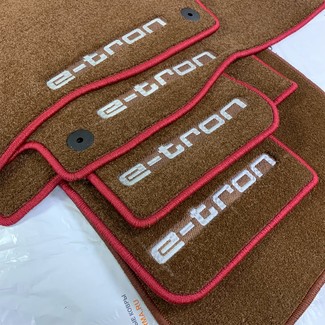 Ворсовые коврики на Audi e-tron 2018 - 2025 в Иркутске