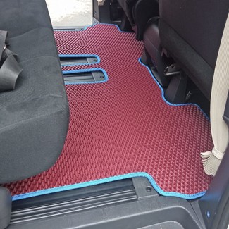 Коврики на Mitsubishi Delica D:5 2007 - 2025 в Иркутске