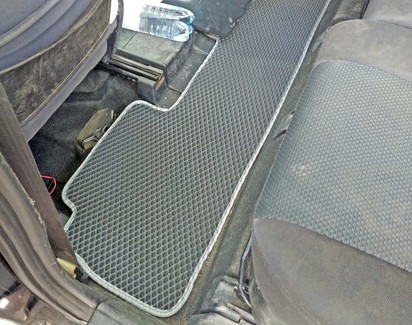 Коврики на Toyota Wish I 2003 - 2009 в Иркутске
