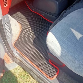 Ворсовые коврики на Toyota Estima I 1990 - 1999 в Иркутске
