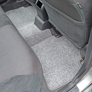 Коврики на Nissan Tiida (C11) 2004 - 2014 в Иркутске