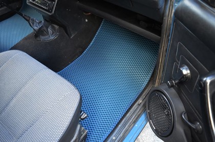 Коврики на Lada (ВАЗ) 2101, 2102, 2103, 2104, 2105, 2106, 2107 1970 - 2012 в Иркутске