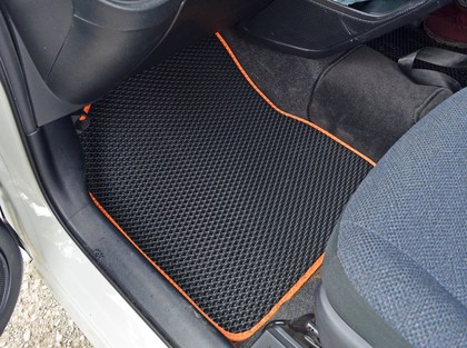 EVA коврики на Toyota Sienta II 2015 - 2022 в Иркутске
