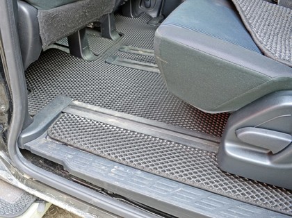 Коврики на Toyota Esquire (R80) 2014 - 2021 в Иркутске