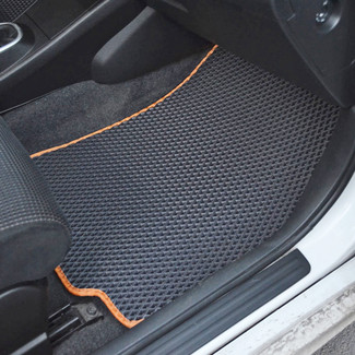 Коврики на Nissan Tiida (C11) 2004 - 2014 в Иркутске