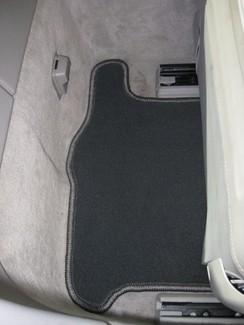 Ворсовые коврики на Mercedes SL (R230) 2001 - 2011 в Иркутске