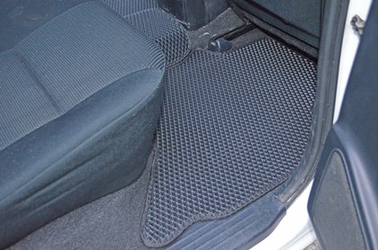 EVA коврики на Toyota Hilux VII 2008 - 2015 в Иркутске