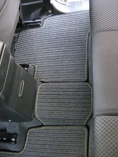Ворсовые коврики на Suzuki Grand Vitara III 2005 - 2016 в Иркутске