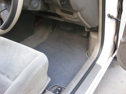 Коврики на Nissan Sunny (B15) 1998 - 2004 в Иркутске