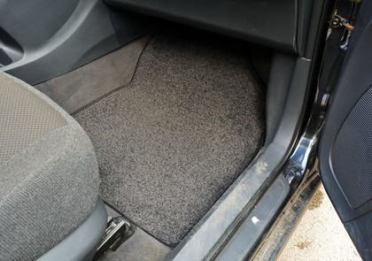 Коврики на Toyota Auris I 2006 - 2012 в Иркутске