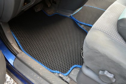 Коврики на Mazda MPV II 1999 - 2006 в Иркутске
