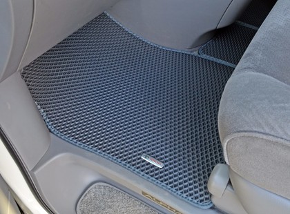 Коврики на Toyota Alphard (H10) 2002 - 2008 в Иркутске