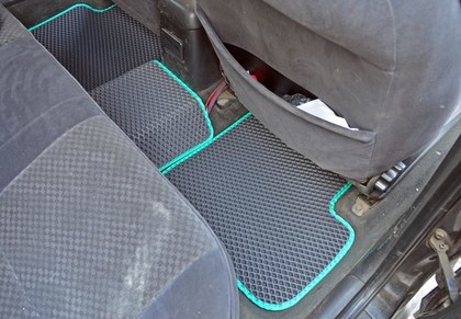 EVA коврики на Toyota Avensis I 1997 - 2002 в Иркутске