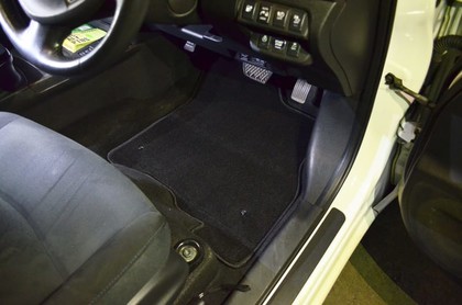 Коврики на Nissan Leaf (AZE0) 2012 - 2017 в Иркутске
