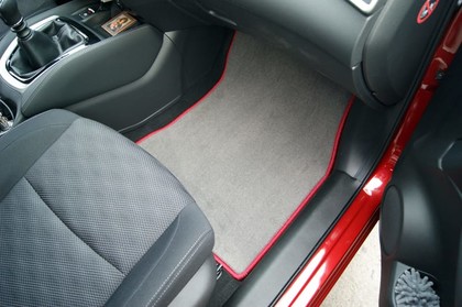 Ворсовые коврики на Nissan Qashqai (J11) (Английская сборка) 2013 - 2025 в Иркутске
