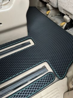 Коврики на Honda StepWGN II 2001 - 2005 в Иркутске