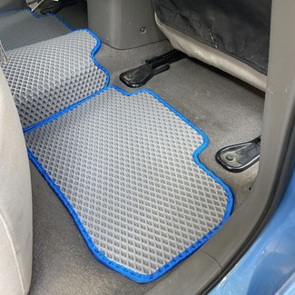 Коврики на Nissan Leaf (ZE0) 2009 - 2012 в Иркутске