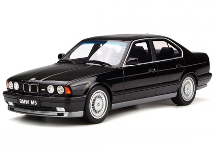 Ворсовые коврики на BMW 5 (E34) 1988 - 1997 в Иркутске