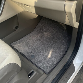 EVA коврики на KIA Carnival IV 7 мест без оттоманок 2020 - 2025 в Иркутске EVA коврики на KIA Carnival IV 7 мест без оттоманок 2020 - 2025 в Иркутске